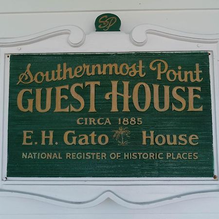 كي وست Southernmost Point Guest House & Garden Bar المظهر الخارجي الصورة